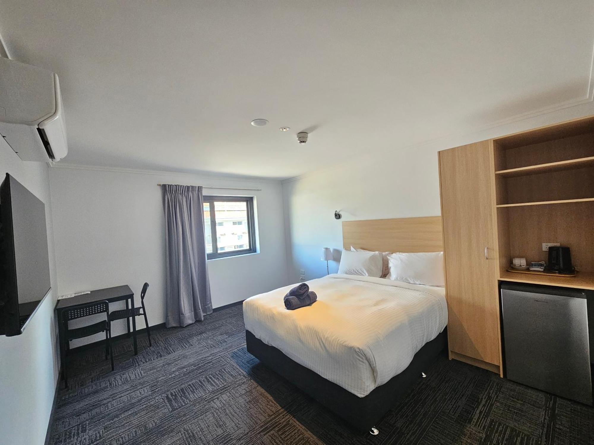 Superior Queen Room
